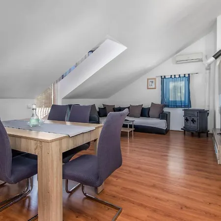 Beautiful In With Wifi *